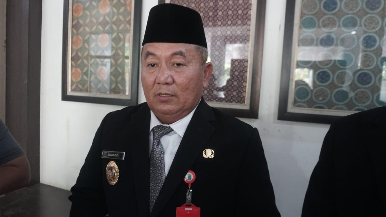 Plt-Wali-Kota-Pekalongan-Salahudinnn.jpg