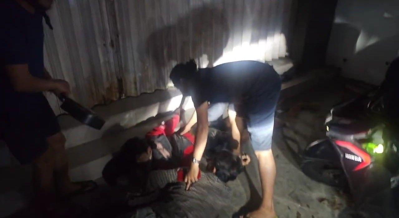 Polisi-menangkap-dua-tersangka-kasus-penganiayaan-mauttt.jpg