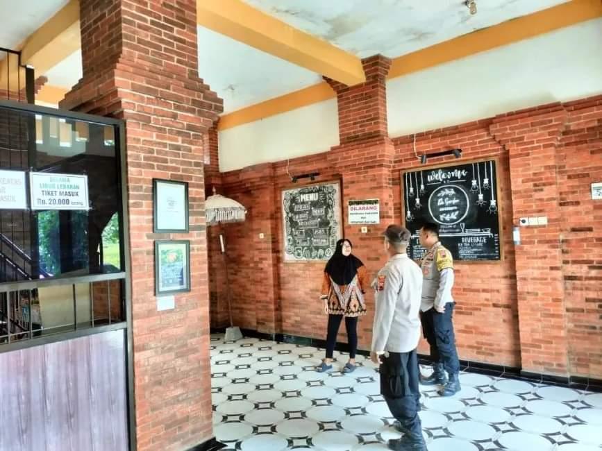 Antisipasi Tindak Kejahatan, Polsek Tunjungan Intensif Patroli ke Tempat Wisata di Blora