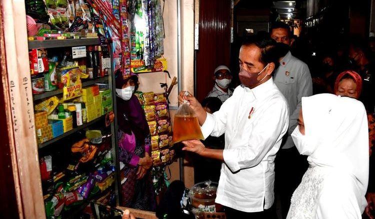 Jokowi Janji Harga Minyak Goreng Jadi Rp 14 Ribu Dalam 2 Minggu: Kunci dan Solusinya Sudah Ketemu