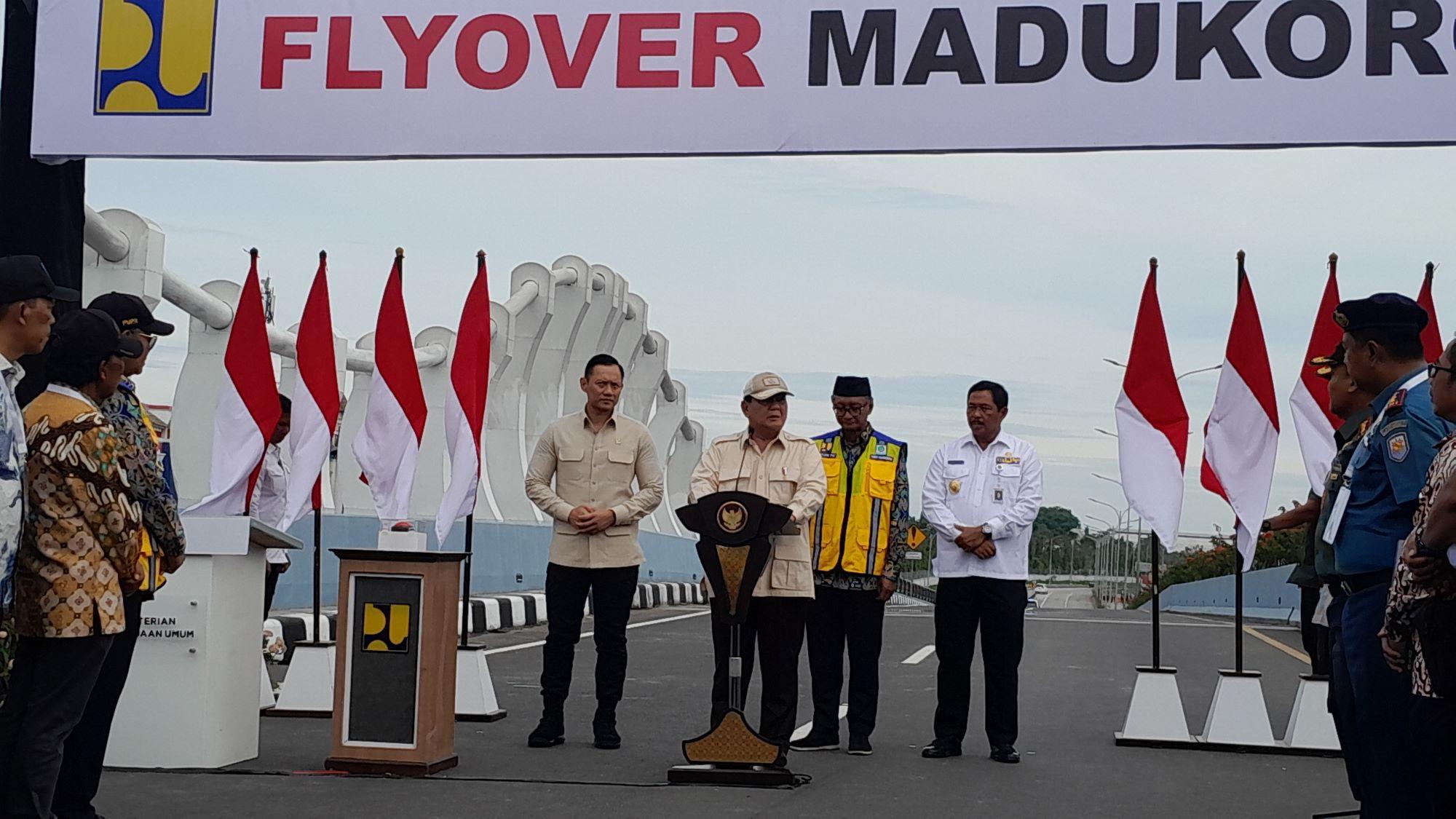 Video Presiden RI Prabowo Subianto Resmikan Flyover Madukoro Semarang