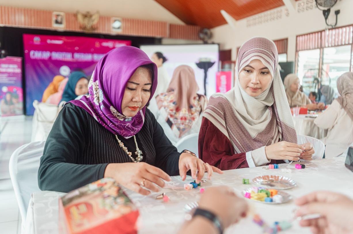 Program-Bunda-Pintar-memberikan-edukasi-literasi.jpg