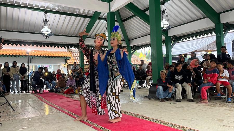 Puncak HPN 2024 di Wonosobo Ditutup dengan Pertunjukan Tari Kuda Kepang dan Topeng Lengger