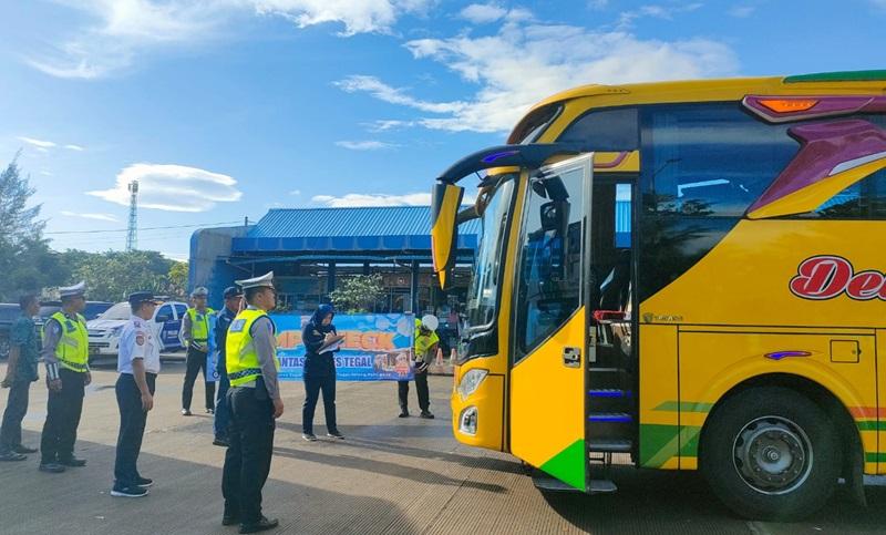 Ramp-Check-armada-bus-Polres-Tegal.jpg