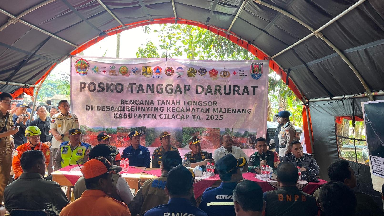 Rapat-Koordinasi-Mendagri-Tito-Karnavian.jpg