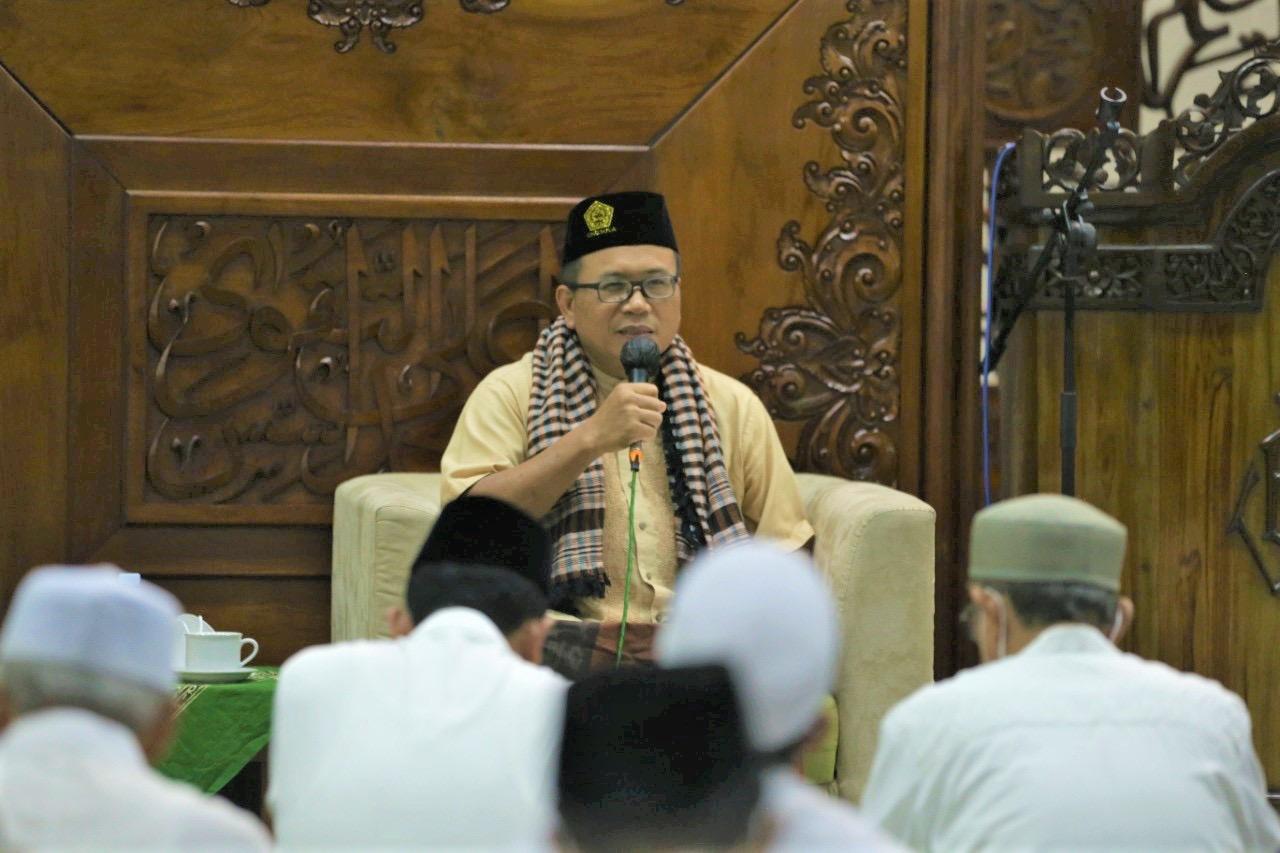 Rektor Unissula Semarang Ingatkan Pentingnya Memuliakan Orang Tua