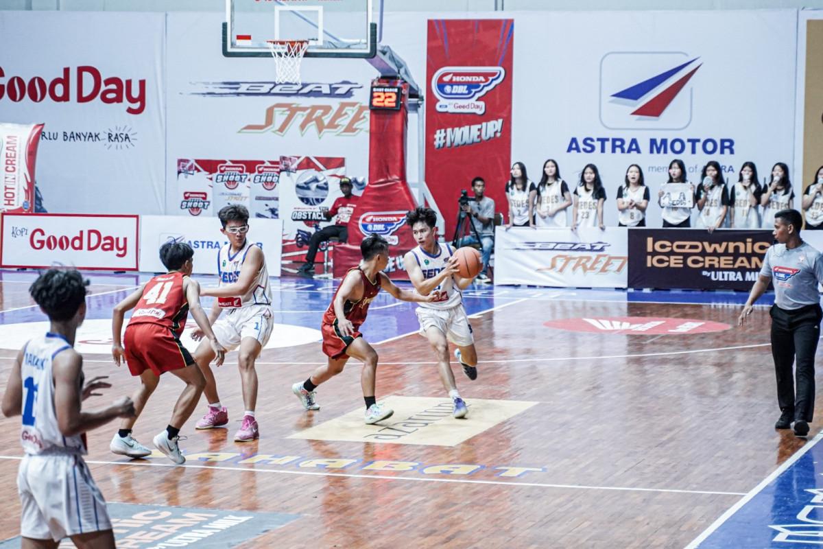 SMA Sedes Sapientiae Melaju ke Fantastic Four Honda DBL with Kopi Good Day 2024 Central Java-North