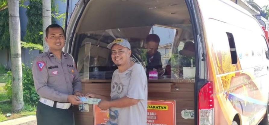 Samsat-Keliling-di-Car-Free-Day-Taman-Kota-Majenang.jpg