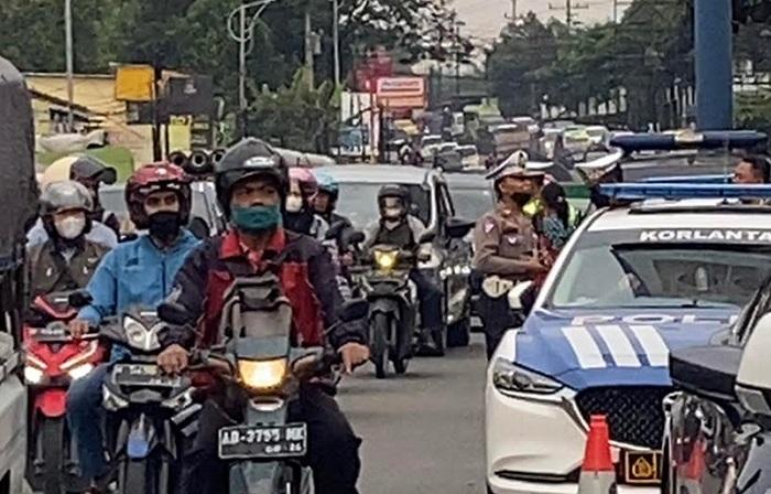 Lalu Lintas di Simpang Bawen Semarang Sudah Mulai Padat Hari Ini, Baharkam Polri Pantau Lokasi