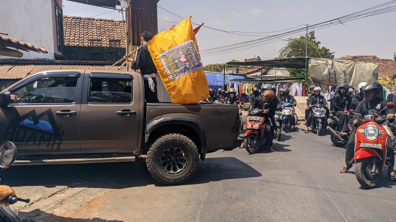 Kisah Sunarji, Diarak Puluhan Pendekar PSHT Usai Bebas Dari Rutan Kudus