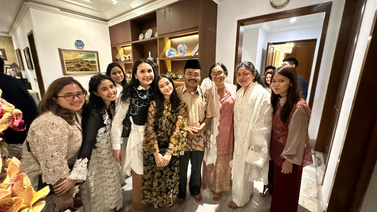 Sukidi-PhD-pada-ceramah-buka-puasa-bersama-di-kediaman-tokoh-Partai-Golkar-Dr-Akbar.jpg
