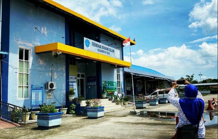 Terminal-Dukuhsalam-Slawi-mudik.jpg