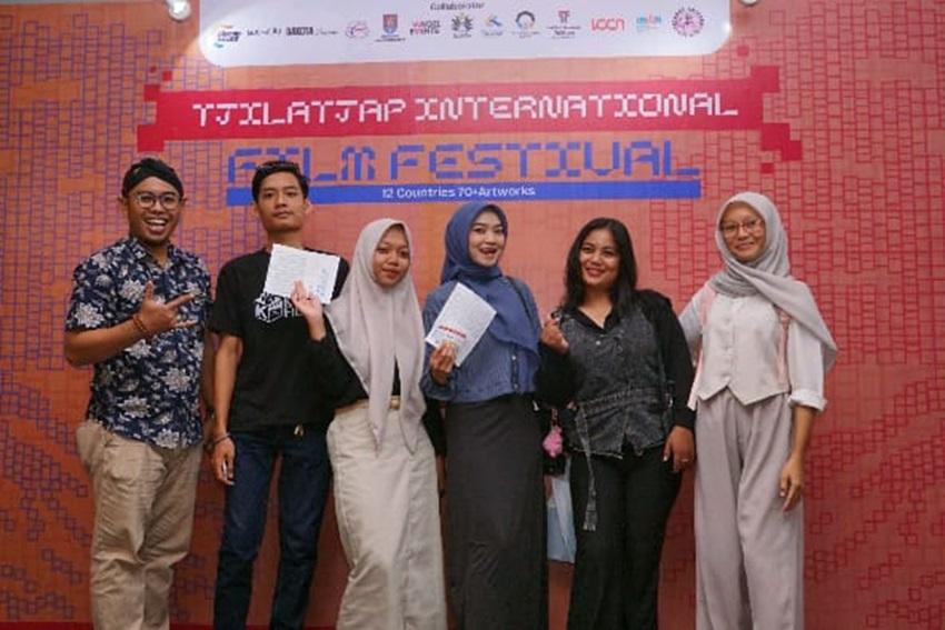 Tjilatjap-International-Film-Festival-di-Cilacap.jpg
