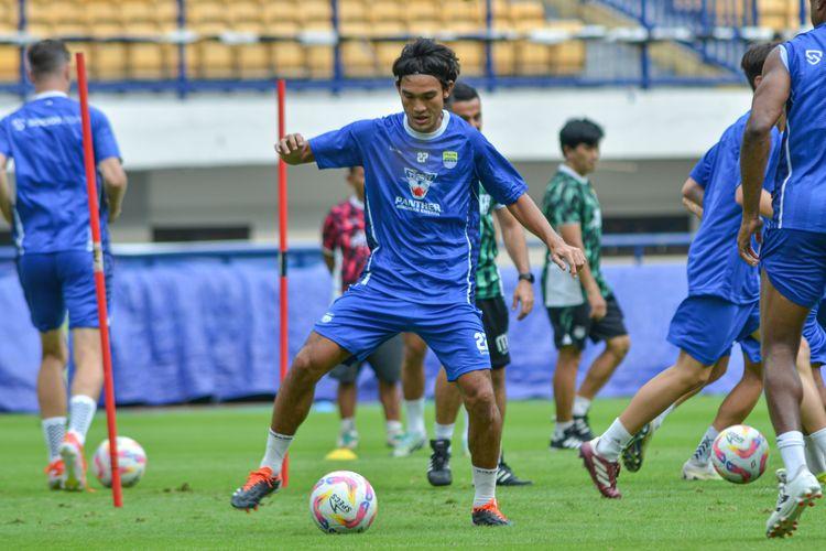 Zalnando-Kembali-ke-Persib-Bandung.jpg