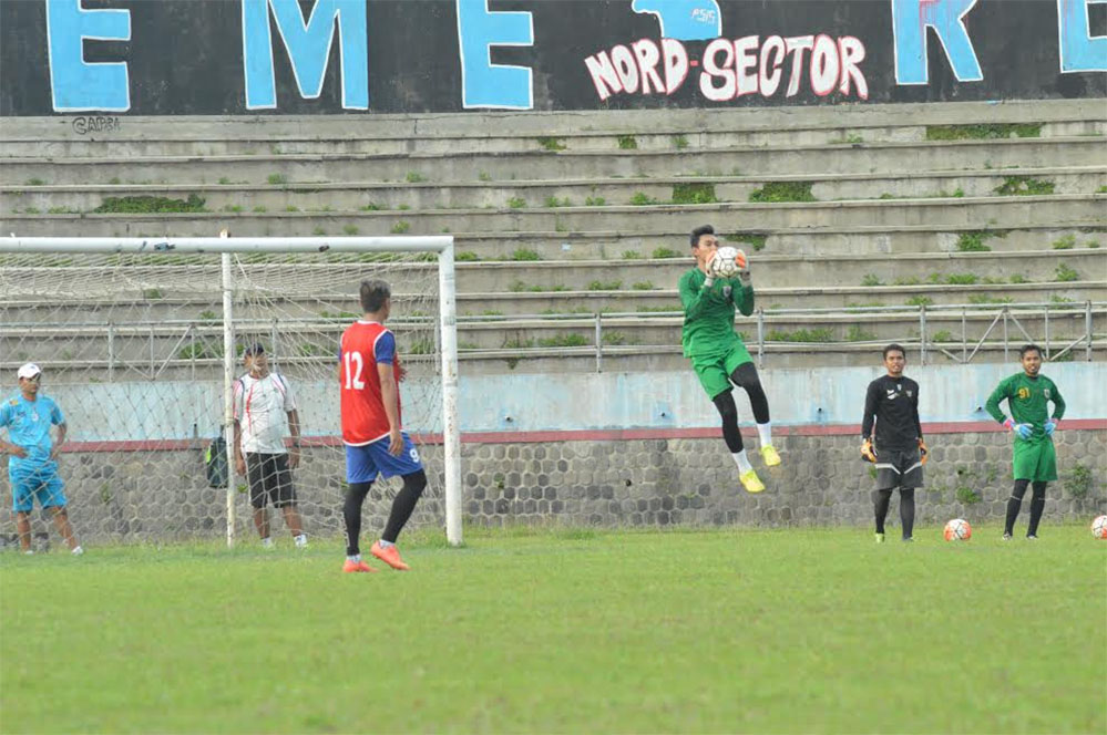 PSIS Krisis Kiper, Fajar Terus Lakukan Terapi dan Periksa ke RS