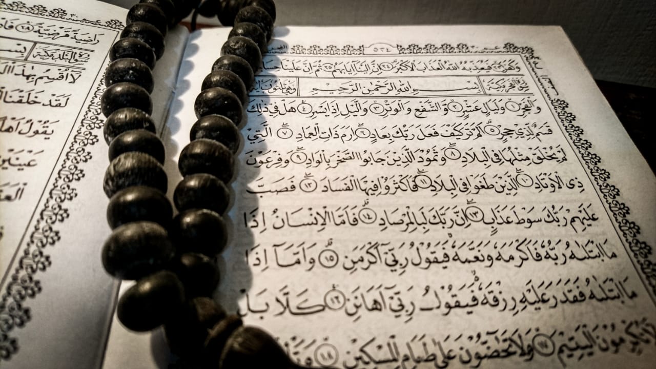 Surat Al Fajr Lengkap Arab Latin dan Artinya