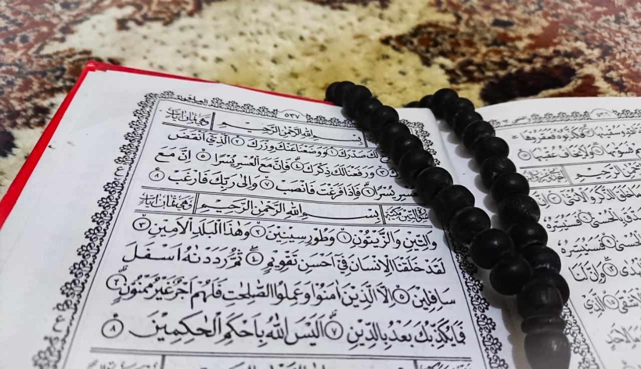 Surat At Tin Lengkap Arab Latin dan Artinya