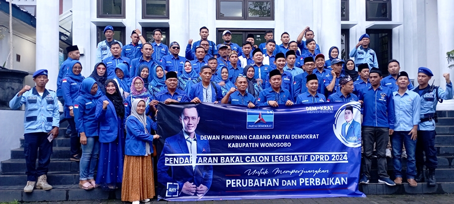 Daftarkan Bacaleg ke KPU, DPC Partai Demokrat Wonosobo Yakin Raih Suara Terbanyak