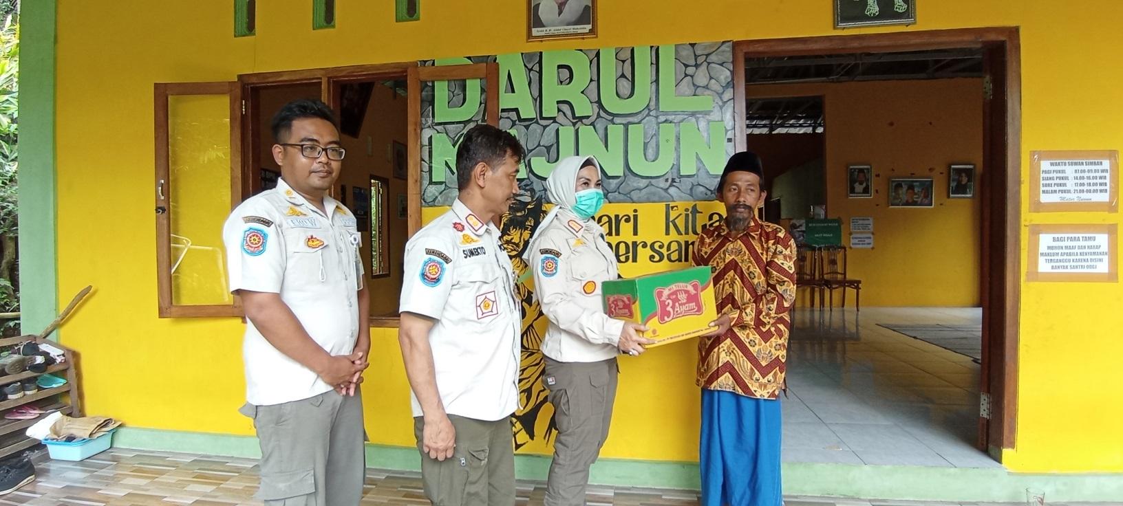 Satpol PP Wonosobo Serahkan Bantuan Sembako ke Tempat Pengasuhan Mandiri ODGJ