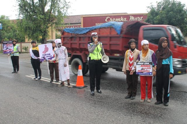 Bawa Pocong Setiap Operasi Zebra Candi, Ternyata Ini Maksud Satlantas Polres Kebumen