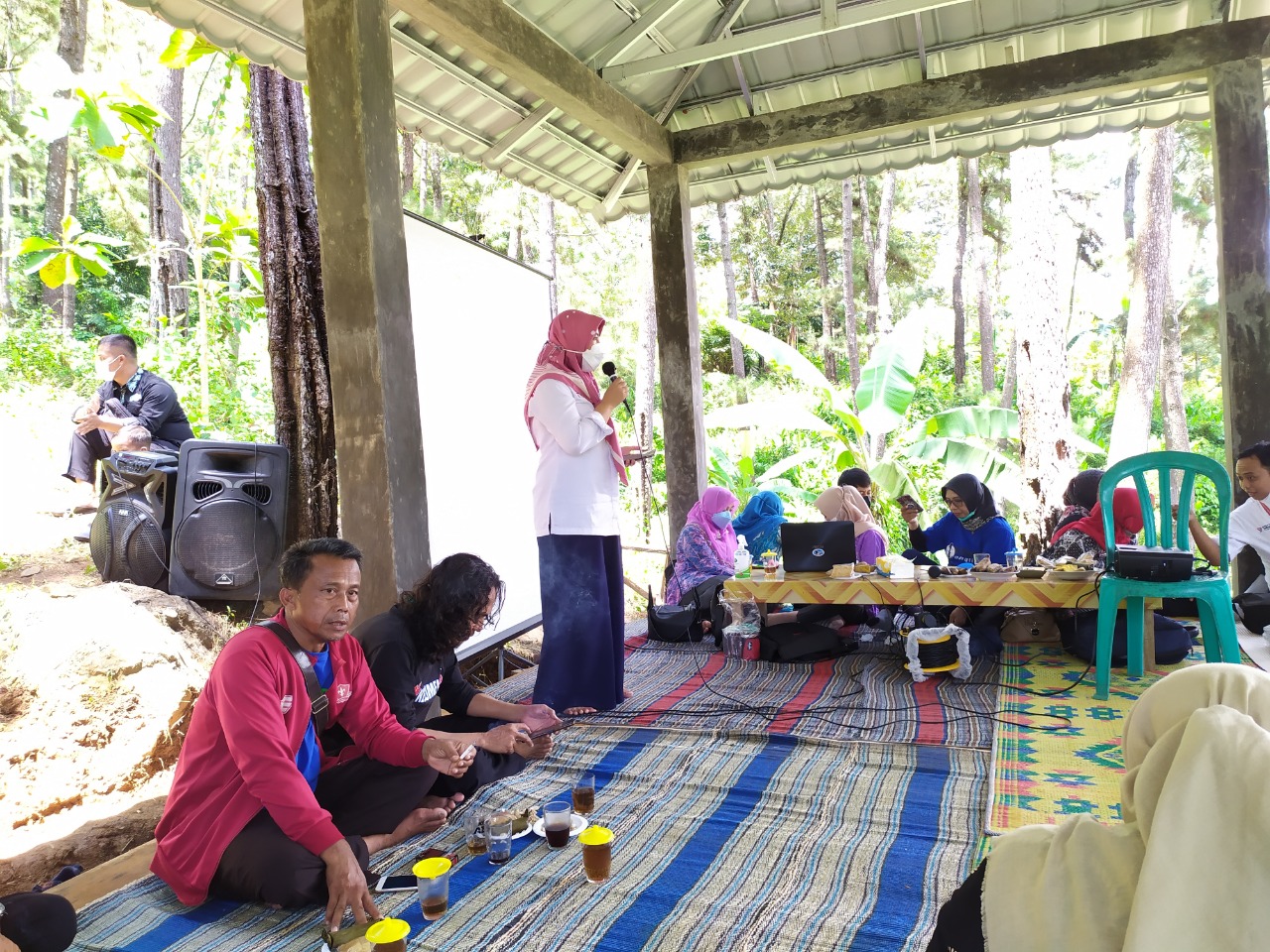 Sinergi Pemerintah Desa dan Akademisi ITTP dengan Forum Pokdarwis Mengelola Potensi Desa Semali