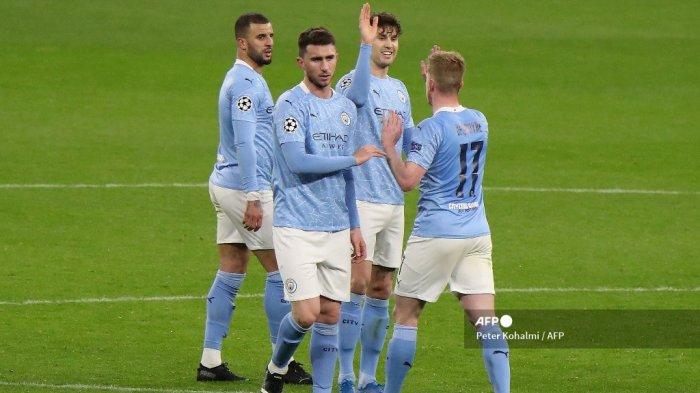 gelandang-belgia-manchester-city-kevin-de-bruyne-kanan.jpg