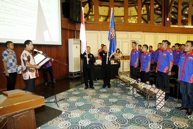 hendi-melantik-kepengurusan-karang-taruna-kota-semarang_20160225_164757.jpg