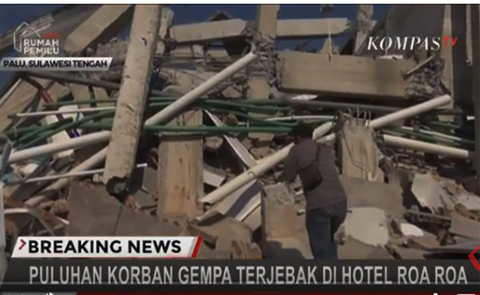 hotel-roa-roa-runtuh-kena-gempa-palu_20180930_141829.jpg