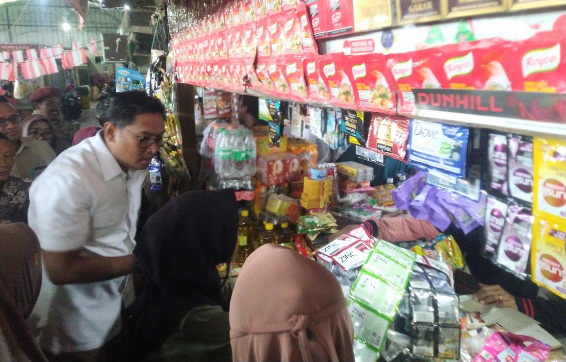 indra-Jateng-Sudaryono-blusukan-di-Pasar-Brayung-Kudus-Selasa-2852024.jpg
