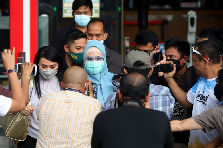 Usai Periksa Istri Eks Menteri KKP, KPK Sita Tas dan Jam Tangan Mewah Disita KPK Senilai Rp 750 Juta