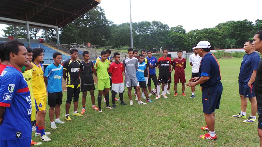 jelang-piala-kemerdekaan-lima-eks-pemain-persiku-merapat-ke-psir_20150812_153748.jpg