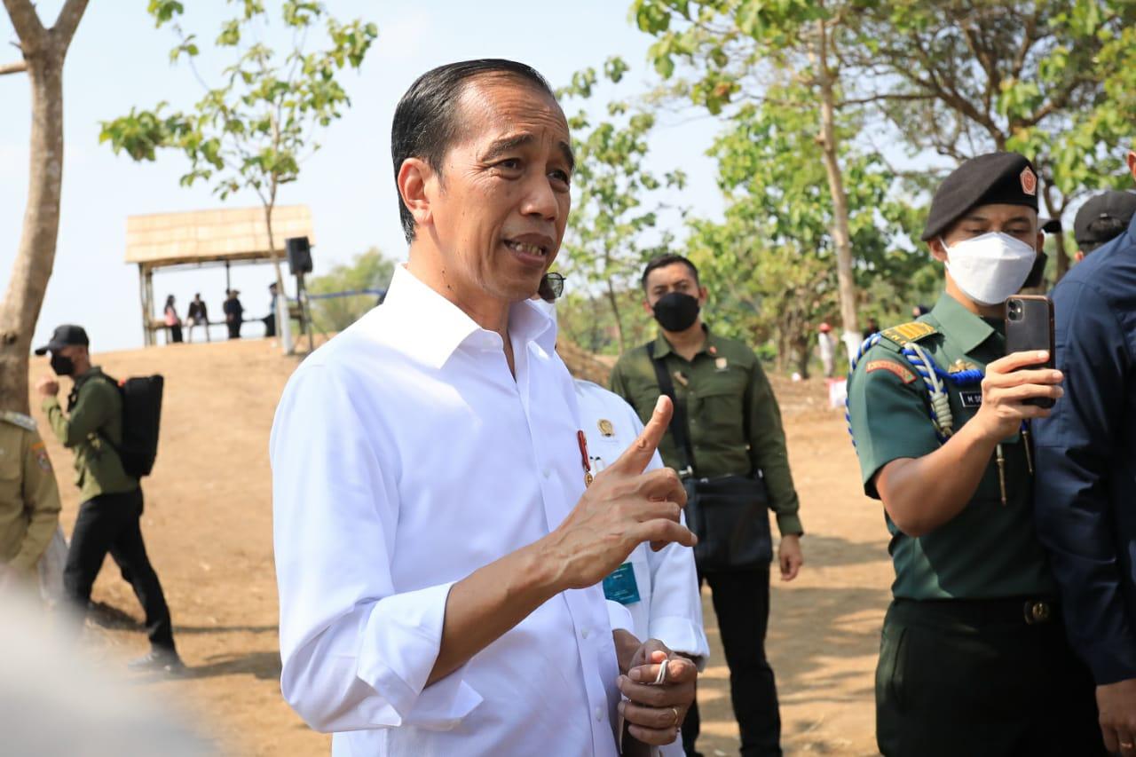 jokowi-di-desa-giriroto.jpg