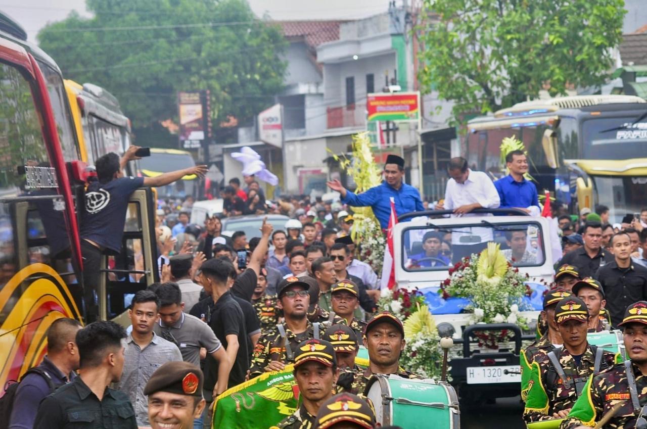 jokowi-lutfi-tegal-5.jpg