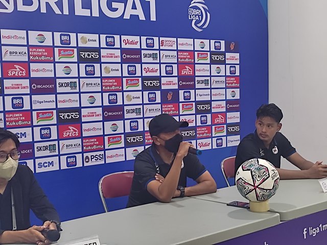 jumpa-pers-usai-laga-yang-dihadiri-pelatih-rans-nusantara-fc-rahmad-darmawan.jpg