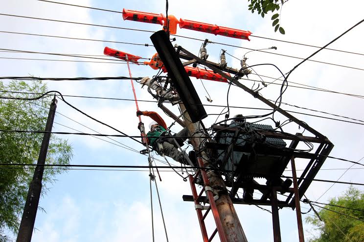 juni-tarif-listrik-pln-untuk-pelanggan-nonsubsidi-naik-lagi_20150602_114734.jpg