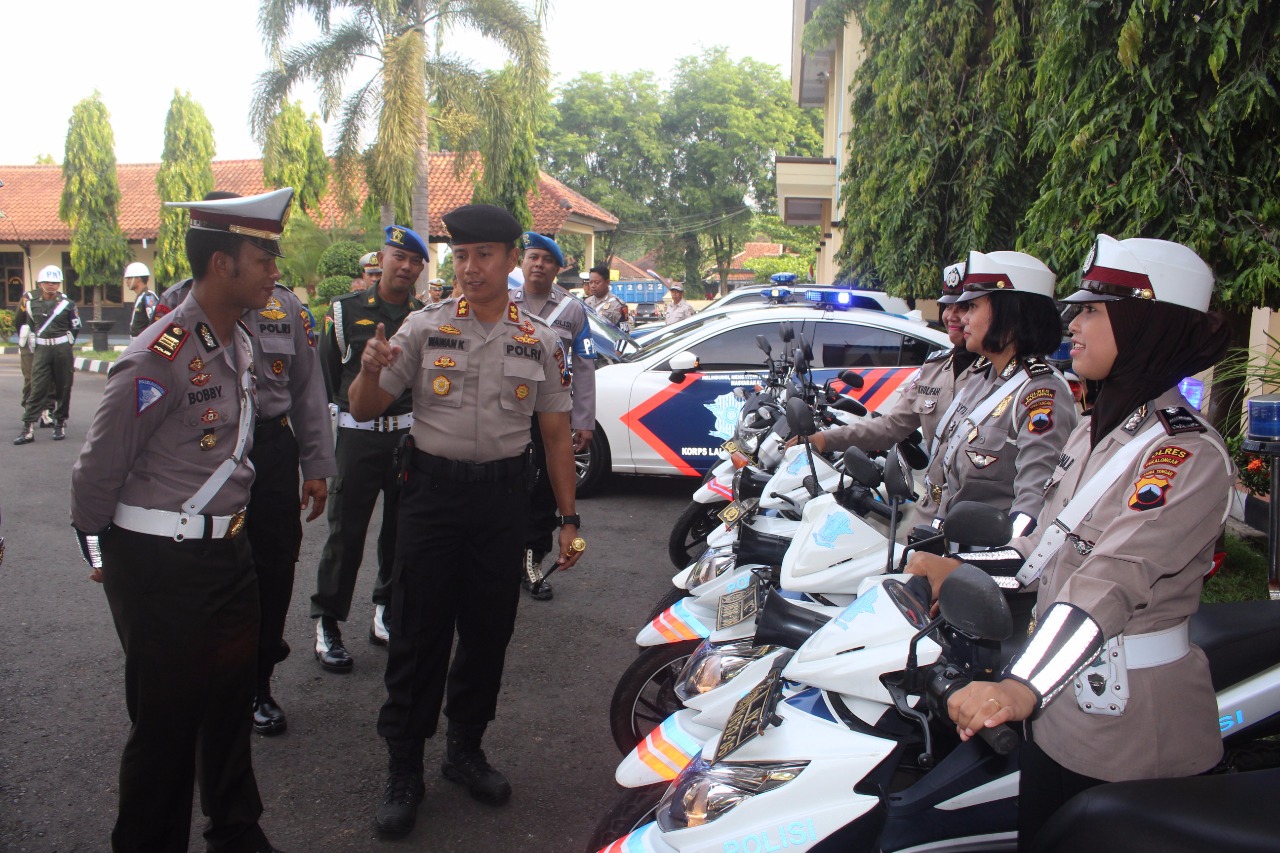 Naik ke Trotoar hingga Lawan Arus, Jangan Lakukan Ini Jika Tak Ingin Langsung Kena Tilang!