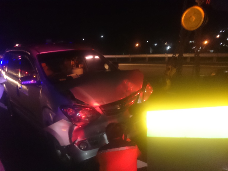LAGI, Kecelakaan di Tol Ungaran-Bawen. Dua Mobil Tabrakan saat Pengemudi Lihat Kecelakaan