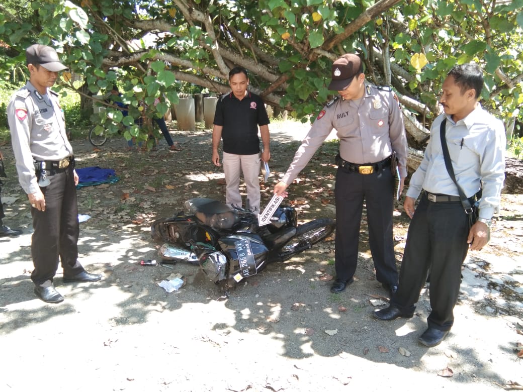 Kecelakaan di Kebumen, Kereta Api Melintas, Dosen dan Mahasiswi Lompat dari Motor, Berakhir Begini