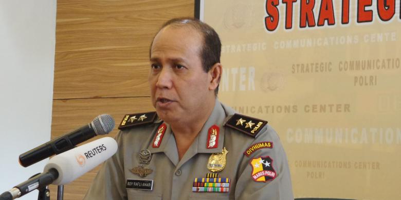 kepala-divisi-humas-polri-irjen-pol-boy-rafli-amar_20161006_073911.jpg