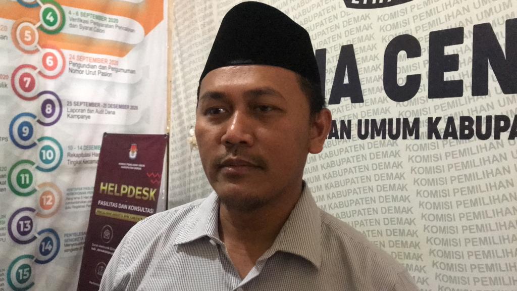 ketua-kpu-kabupaten-demak-bambang-setya-budi.jpg