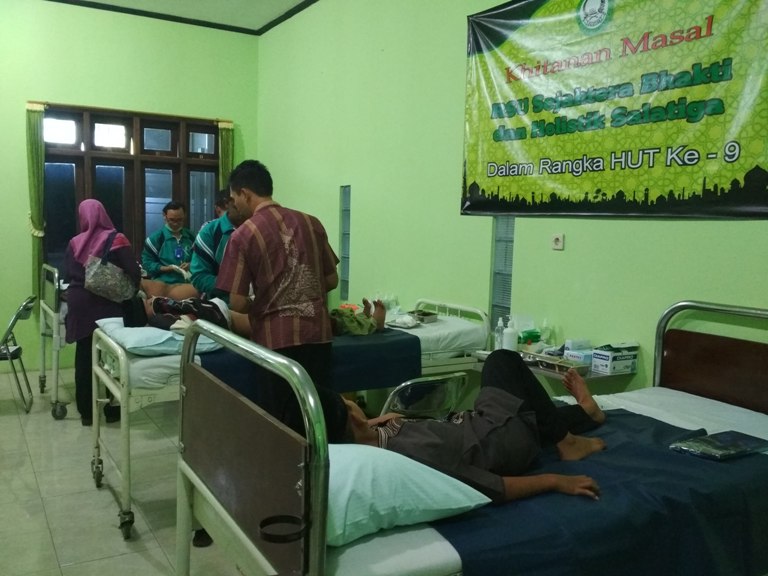 Rayakan Hari Jadi, RSU Sejahtera Bhakti dan Holistik Salatiga Menggelar Khitan Massal