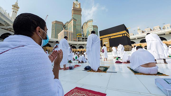 khutbah-jumat-singkat-makna-spiritual-ibadah-haji.jpg