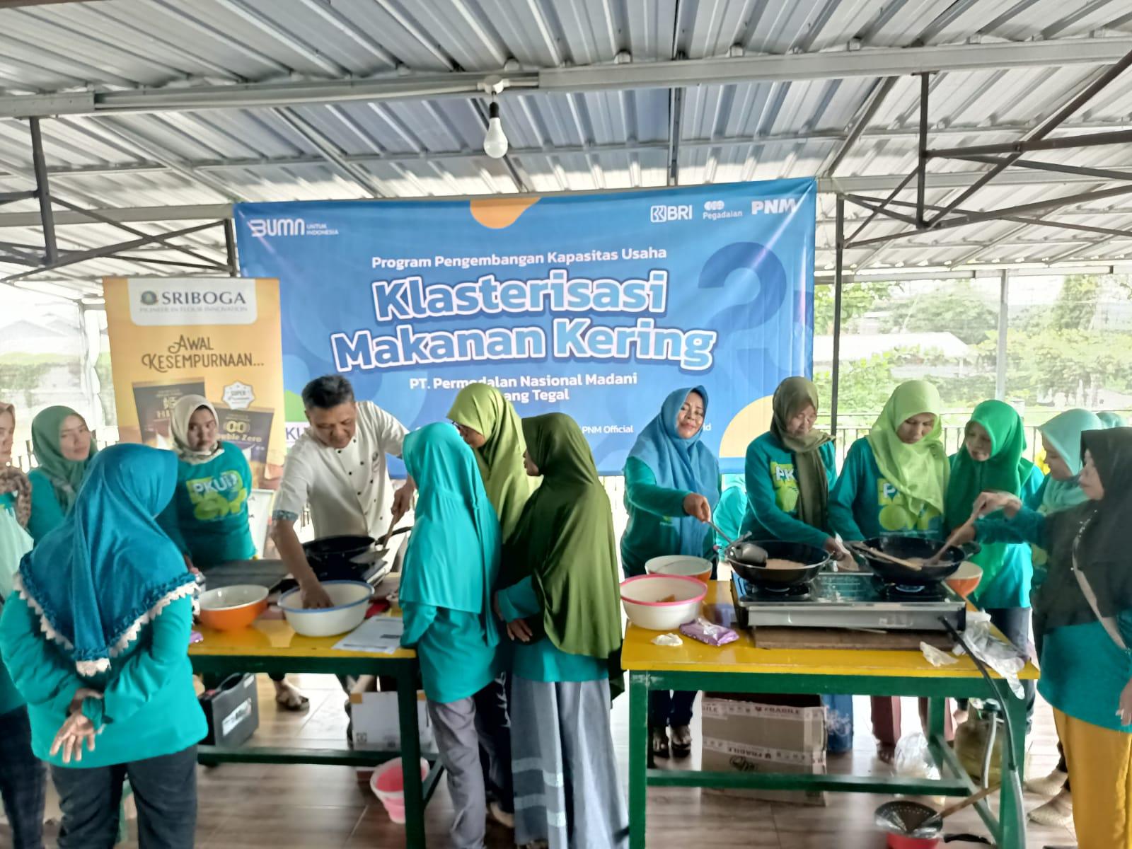 PNM Cabang Tegal Gelar Pelatihan Usaha Olahan Makanan Kering Bagi Nasabah 