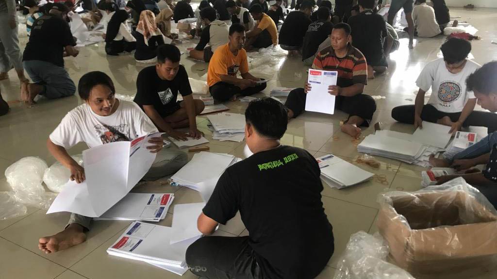 KPU Demak Kekurangan Surat Suara DPR RI, Proses Sortir Lipat Suara Sedang Berlangsung