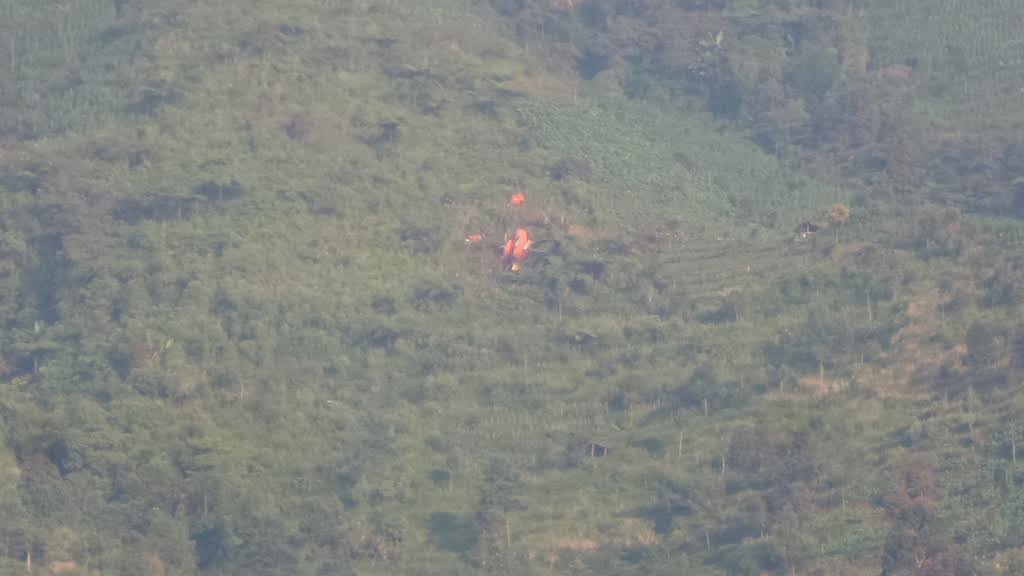 lokasi-jatuhnya-helikopter-basarnas-di-temanggung_20170703_075434.jpg