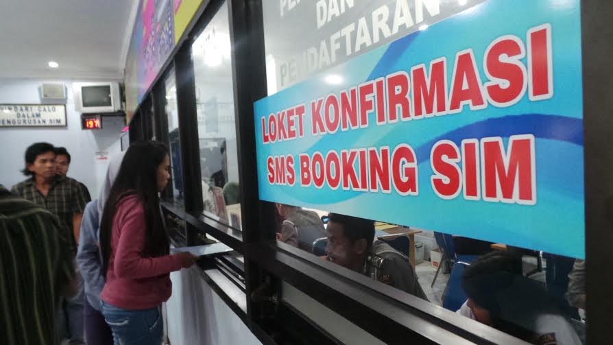 Ahmad Cukup Kirim SMS untuk Perpanjang SIM di Kudus