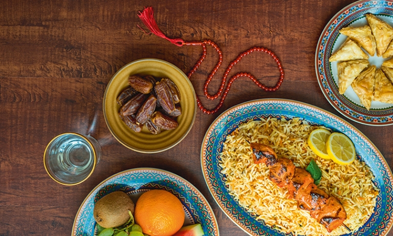 5 Menu Makanan dan Minuman Sahur yang Bisa Mencegah Bau Mulut Saat Puasa Ramadhan