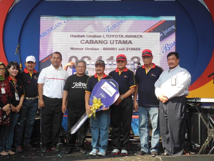 menarik-menabung-di-tabungan-bima-bank-jateng-bisa-dapat-mobil_20160320_112745.jpg