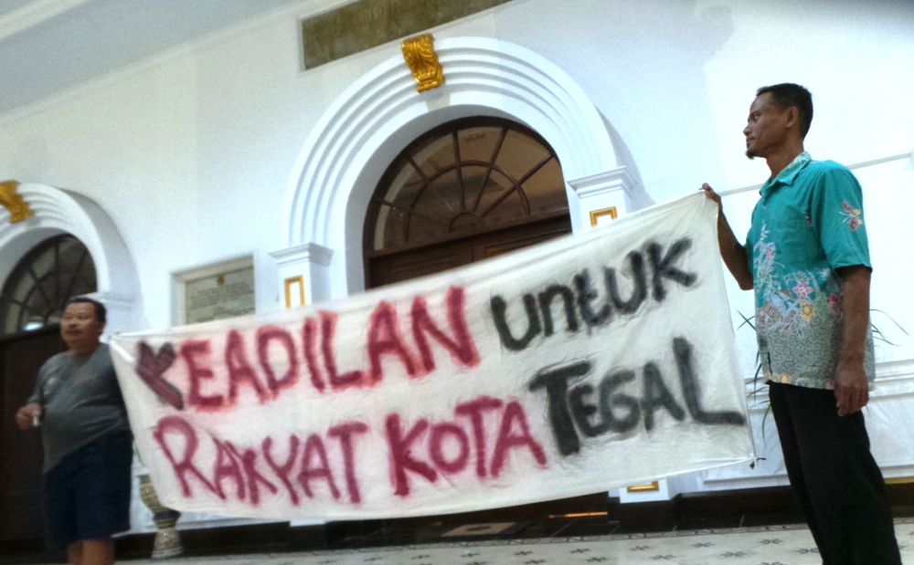 Wali Kota Tegal Terjaring OTT KPK, Warga Berpesta di Kompleks Balai Kota