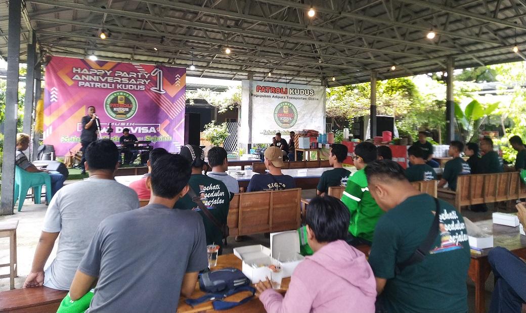 Dishub Kudus Tegaskan Pelaku Ojek Online Harus Taat Berkendara